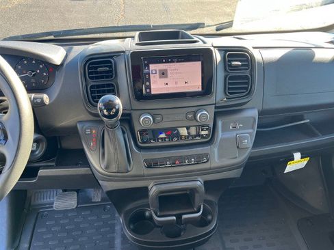 Used 2025 RAM ProMaster 2500 w/ Safety Group image 12