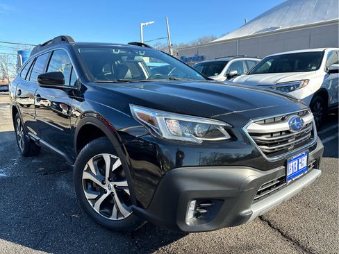 Used 2020 Subaru Outback Limited image 2