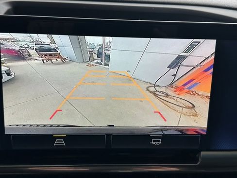 Certified 2023 Chevrolet Silverado 1500 RST image 38