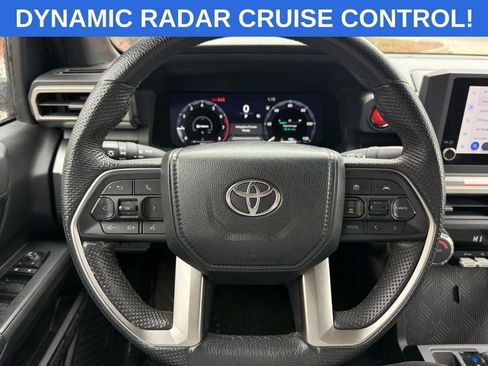 Used 2024 Toyota Tacoma TRD Off-Road image 11