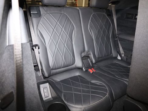 Used 2023 Mercedes-Benz EQS 580 4MATIC SUV w/ Exclusive Trim Package image 53