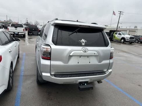 Used 2019 Toyota 4Runner SR5 image 13