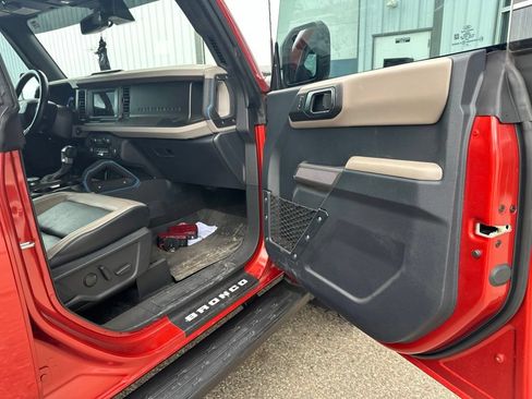 Used 2023 Ford Bronco Wildtrak AWD/4WD image 51
