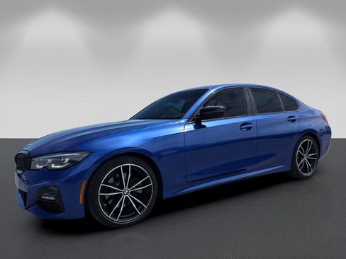 Used 2022 BMW 330i Sedan w/ M Sport Package RWD image 8