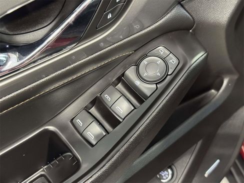 Used 2019 Chevrolet Traverse RS image 26