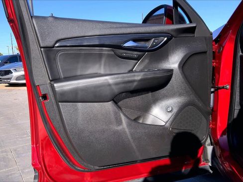 Used 2023 Buick Envision Essence image 21