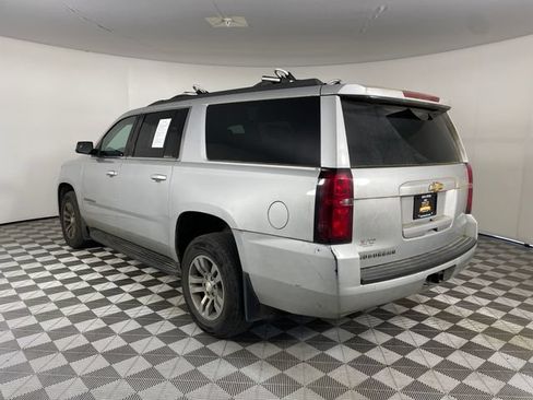 Used 2020 Chevrolet Suburban LS AWD/4WD image 14