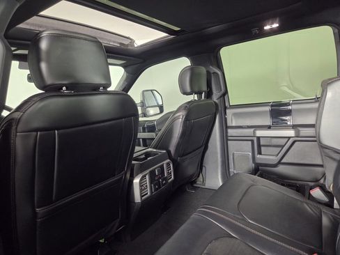Used 2021 Ford F250 Platinum w/ FX4 Off-Road Package AWD/4WD image 26