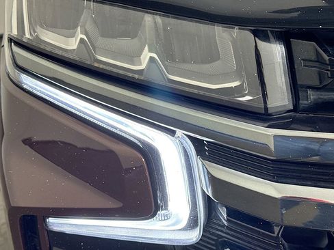 Used 2022 Chevrolet Tahoe Z71 image 37