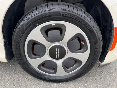 Used 2018 FIAT 500 e image 45