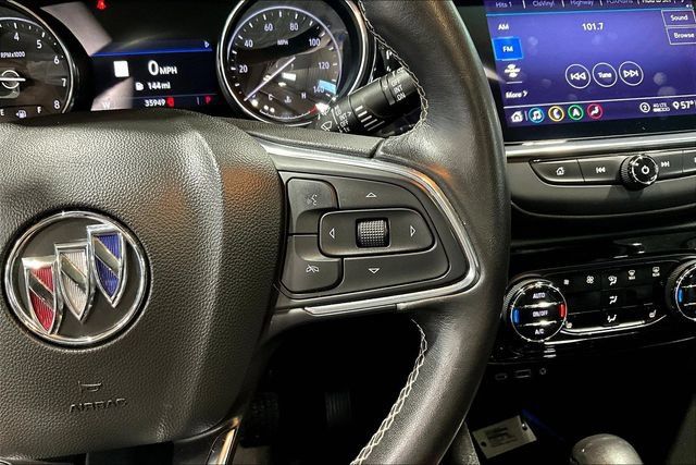 Used 2020 Buick Encore GX Essence w/ Experience Buick Package FWD image 11