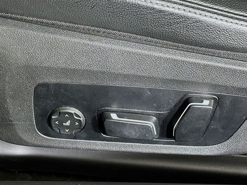 Used 2025 BMW 430i Coupe image 13