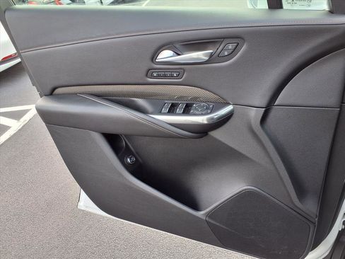 Used 2020 Cadillac XT4 Sport w/ Driver Awareness Package image 19