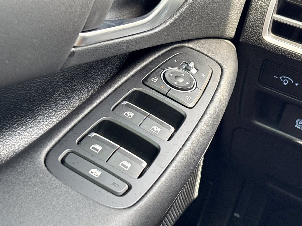 Used 2024 Hyundai Sonata SEL FWD image 13