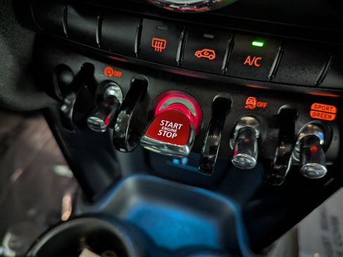 Used 2022 MINI Cooper S FWD image 19