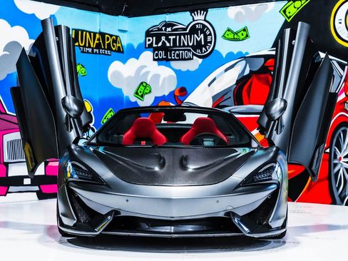 Used 2019 McLaren 570S Spider image 22