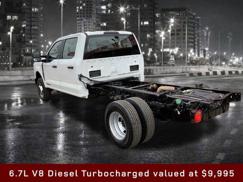 Used 2023 Ford F350 XL AWD/4WD image 4