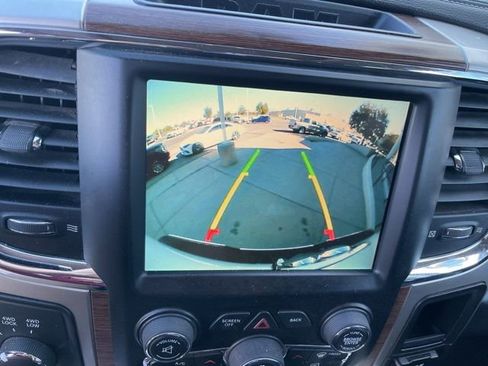 Used 2015 RAM 2500 Laramie w/ Convenience Group image 11