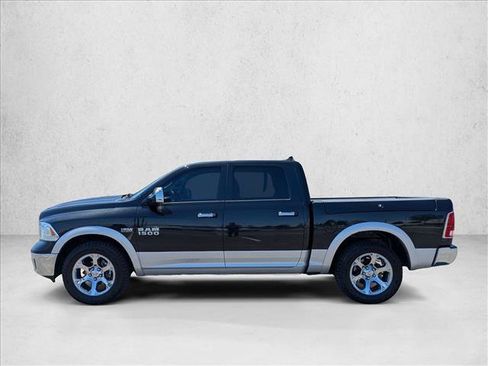 Used 2016 RAM 1500 Laramie w/ Convenience Group AWD/4WD image 9