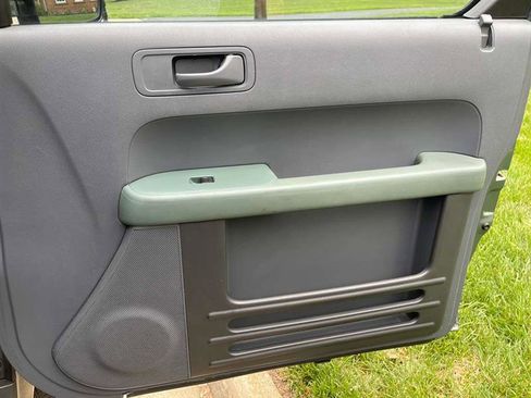 Used 2005 Honda Element EX image 74