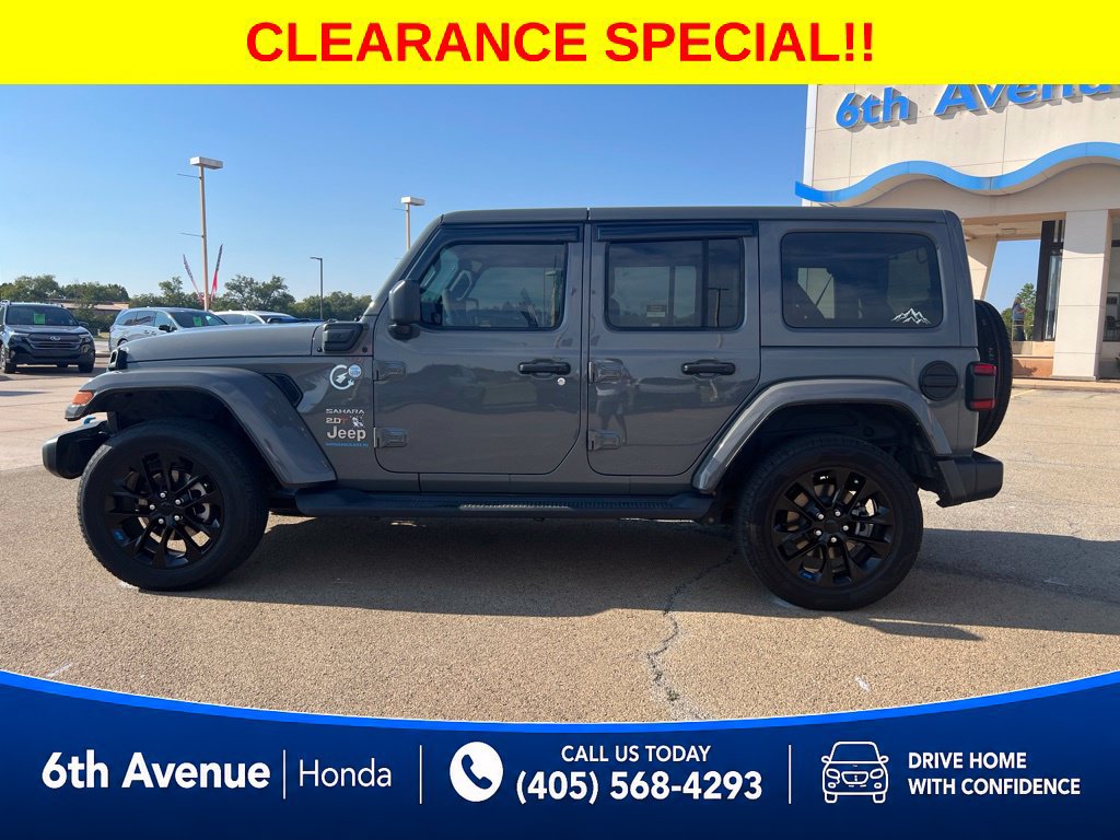 Used 2023 Jeep Wrangler Unlimited Sahara w/ Cold Weather Group AWD/4WD image 8