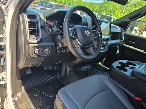 New 2026 RAM 5500 Tradesman w/ Chrome Appearance Group AWD/4WD image 20