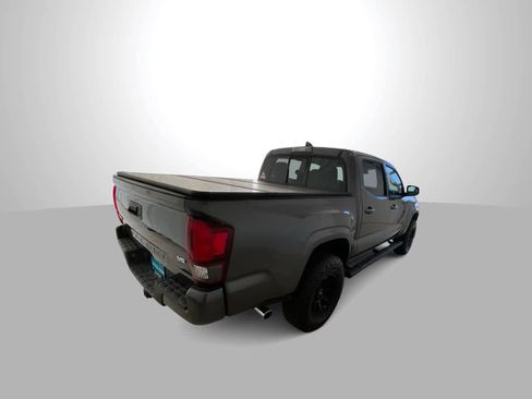 Certified 2019 Toyota Tacoma SR AWD/4WD image 8