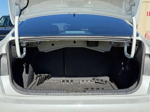 New 2025 Volkswagen Jetta SEL image 28