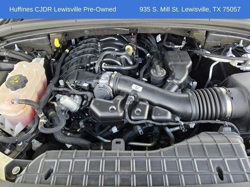 Used 2023 Jeep Grand Cherokee L Laredo image 31