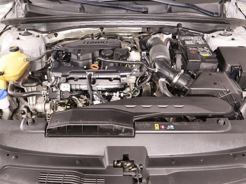 Used 2023 Kia K5 GT-Line image 21