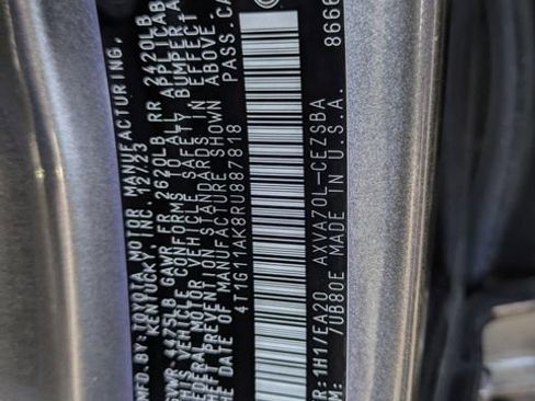 Used 2024 Toyota Camry SE image 34