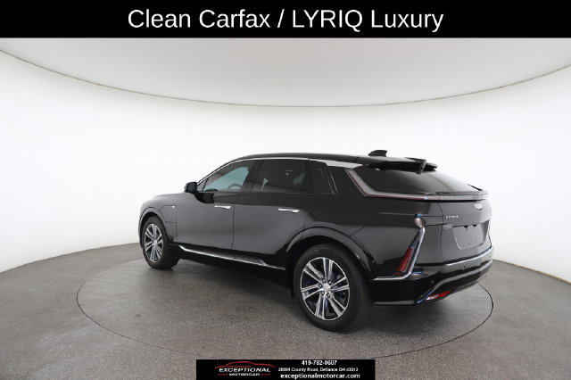 Used 2024 Cadillac Lyriq Luxury AWD/4WD image 11