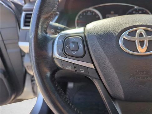 Used 2016 Toyota Camry SE image 13
