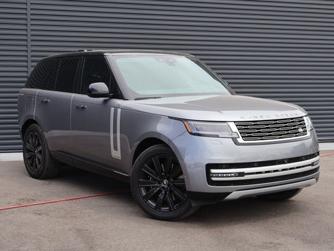 Used 2025 Land Rover Range Rover Autobiography AWD/4WD image 7