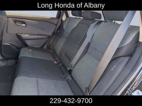 Used 2023 Nissan Rogue SV AWD/4WD image 14
