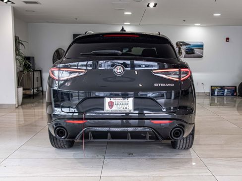 New 2025 Alfa Romeo Stelvio Sprint image 13