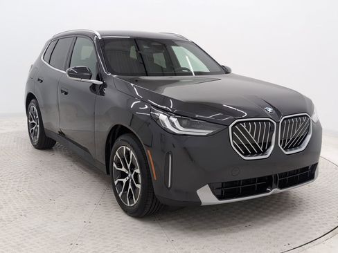 Used 2025 BMW X3 xDrive30i w/ Premium Package AWD/4WD image 19