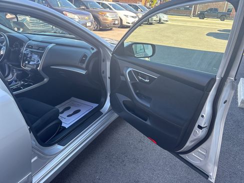 Used 2014 Nissan Altima 2.5 S image 18