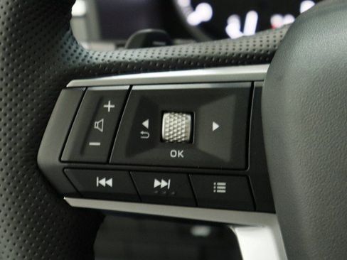 New 2026 Mitsubishi Outlander FWD image 9