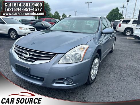 Used 2010 Nissan Altima 2.5 S FWD image 2