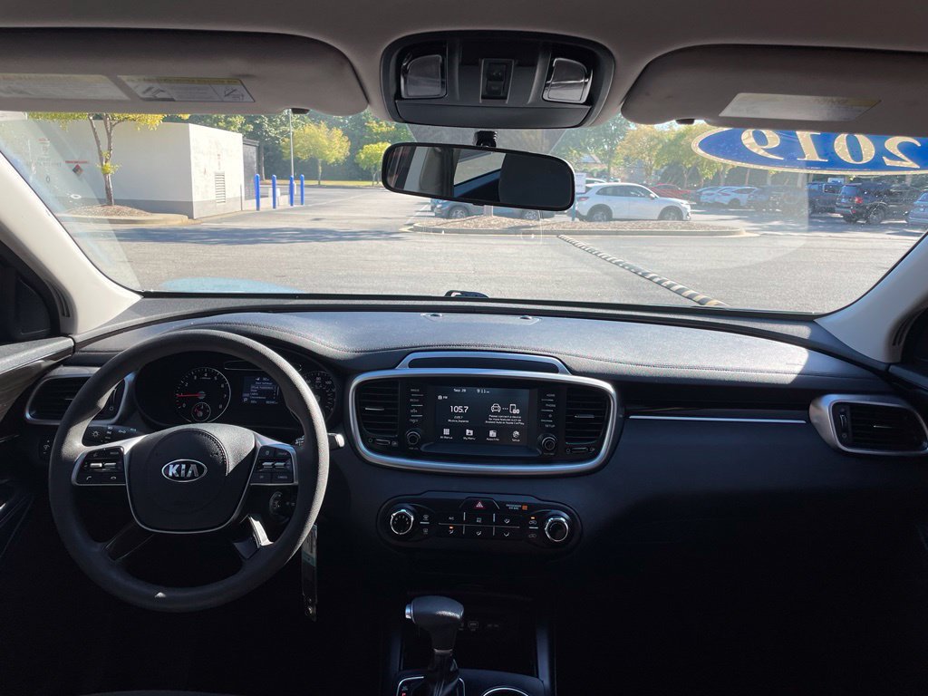 Used 2019 Kia Sorento FWD image 10