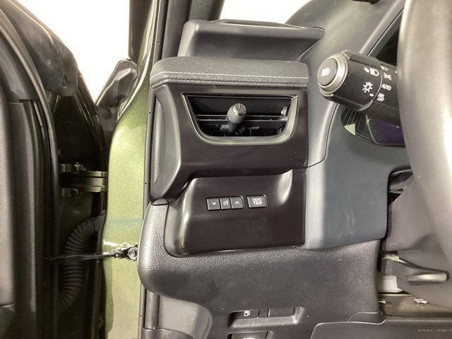 Used 2023 Lexus UX 250h FWD w/ Accessory Package (Z1) image 12