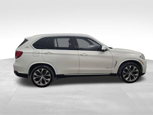 Used 2017 BMW X5 xDrive40e image 2