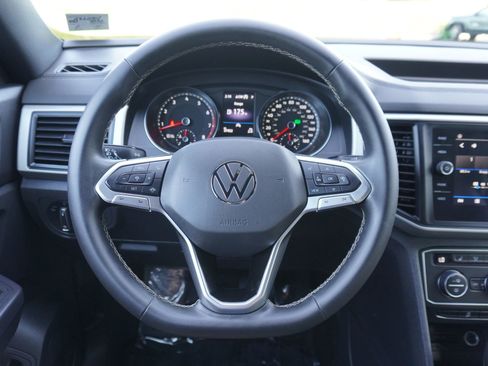 Used 2021 Volkswagen Atlas Cross Sport SE FWD image 26