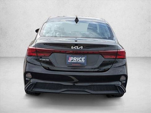 Used 2023 Kia Forte LXS image 6