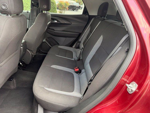 Used 2025 Chevrolet TrailBlazer LT AWD/4WD image 11
