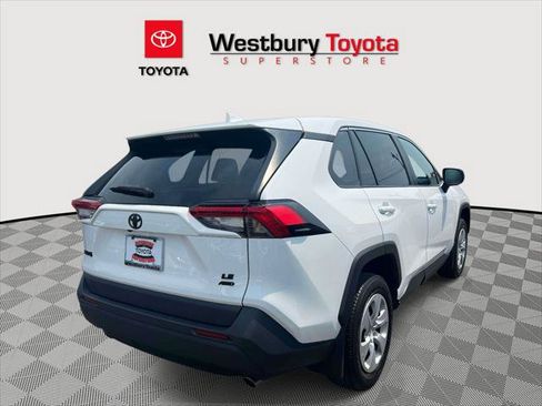 Certified 2023 Toyota RAV4 LE AWD/4WD image 7