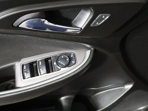 Used 2023 Chevrolet Malibu LT w/ Driver Confidence Package image 30