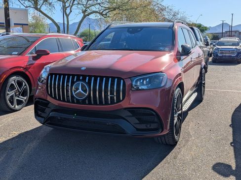 Used 2024 Mercedes-Benz GLS 63 AMG 4MATIC image 2