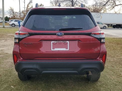 Used 2026 Subaru Forester Premium AWD/4WD image 4